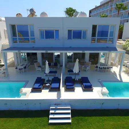 Villa Narcissus 18 *