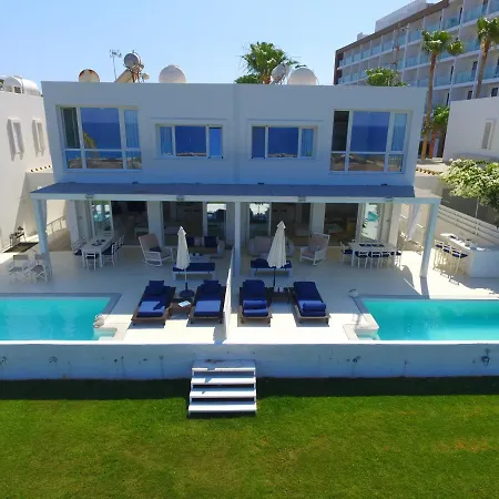 Narcissus 18 Villa